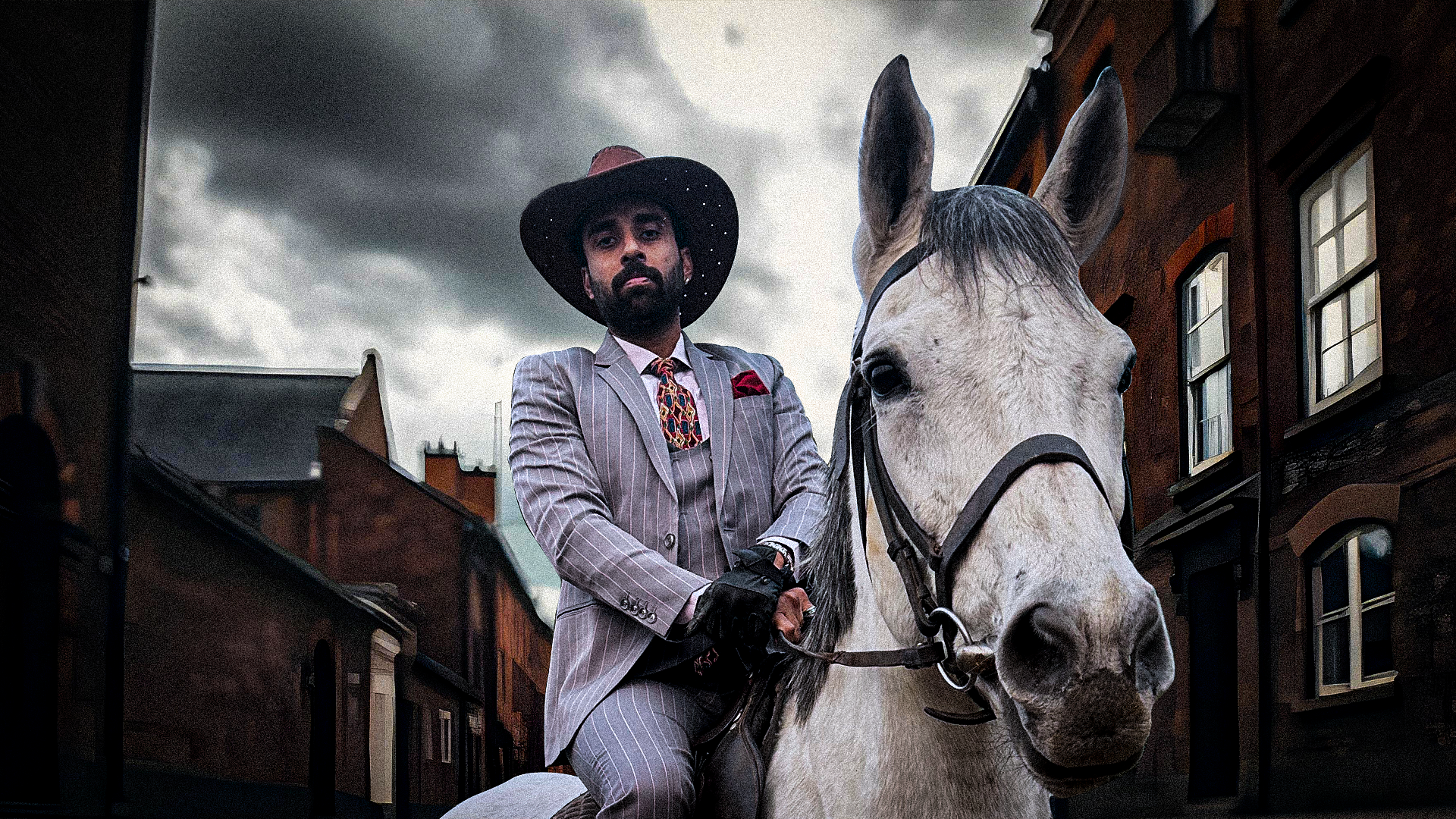 Elite finance advisor, tax planner in a suit with a hat standing next to a white horse in an urban setting.
